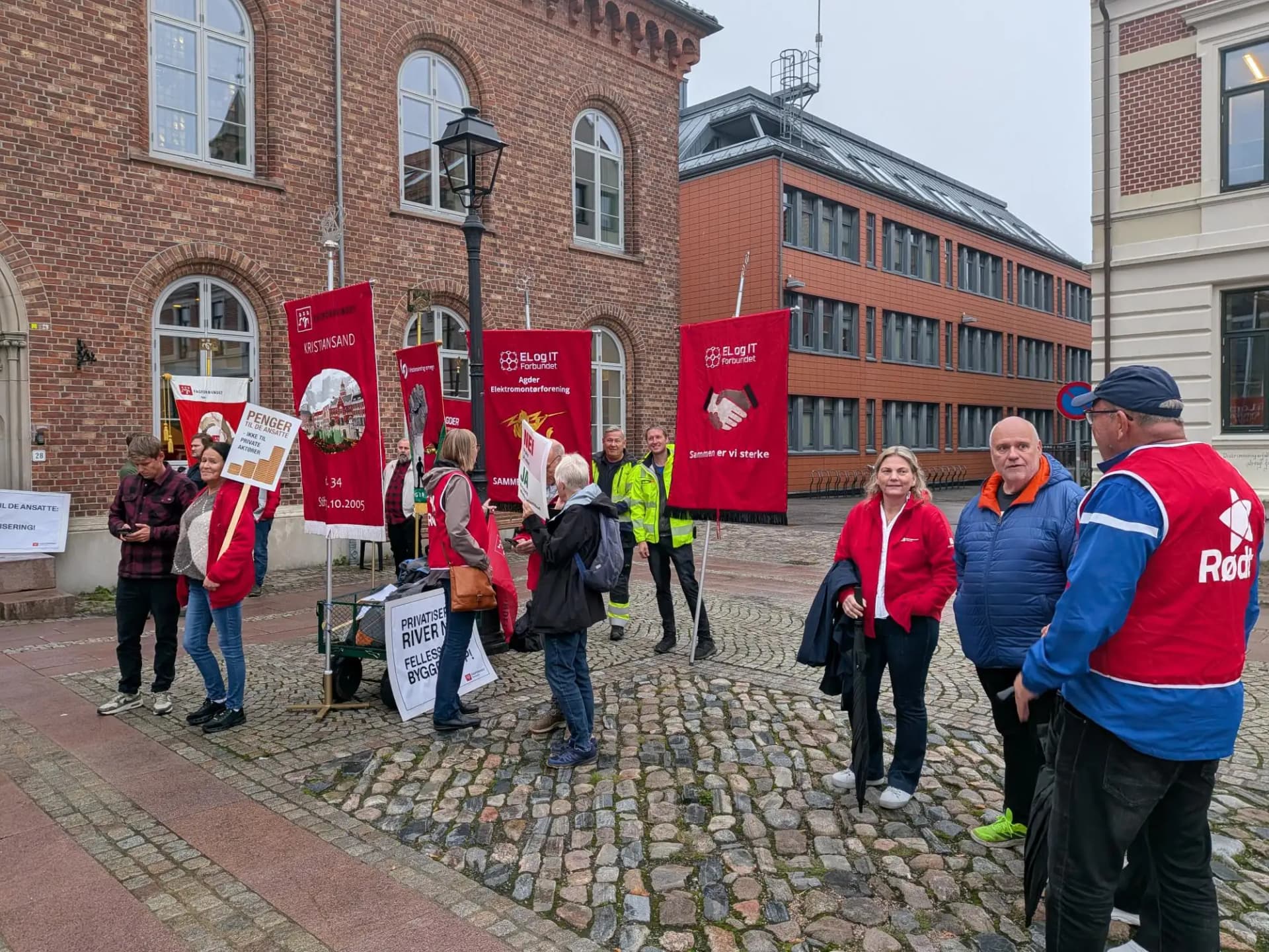 distrikt-agder-og-aemf-viste-solidaritet-mot-privatisering-av-hjemmesykepleien